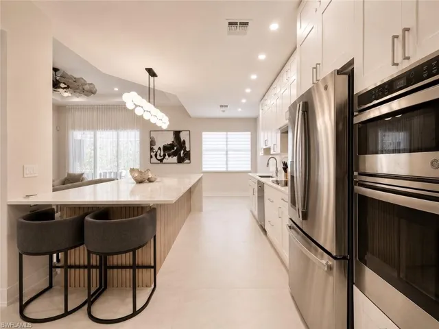 12667 Biscayne Ct, Naples, Florida 34105