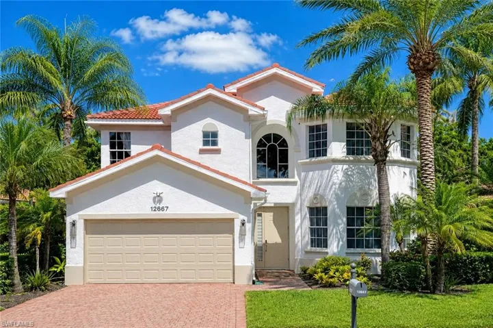 12667 Biscayne Ct, Naples, Florida 34105