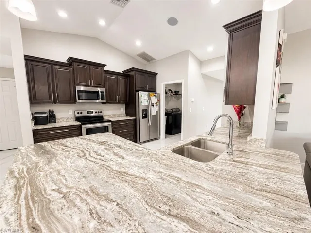 4017  7TH SW ST, Lehigh Acres, FL 33976