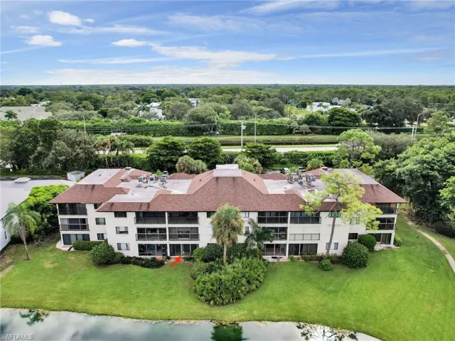 1600  Misty Pines  CIR, Naples, FL 34105