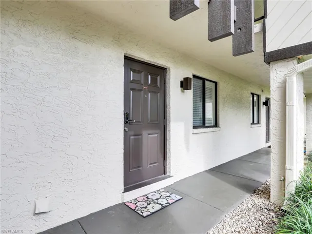 1600  Misty Pines  CIR, Naples, FL 34105