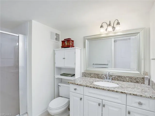 1600  Misty Pines  CIR, Naples, FL 34105
