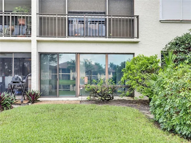 1600  Misty Pines  CIR, Naples, FL 34105