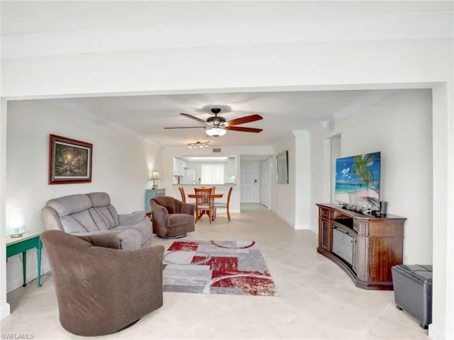 1600  Misty Pines  CIR, Naples, FL 34105