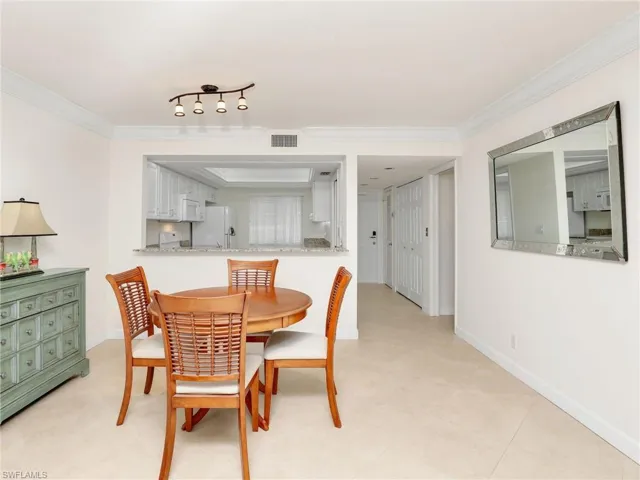 1600  Misty Pines  CIR, Naples, FL 34105