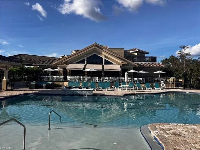 New community pool