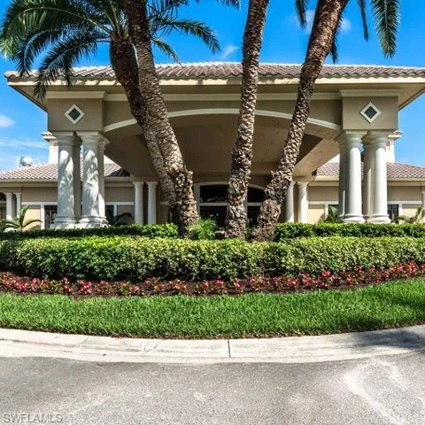Main Club House Entrance