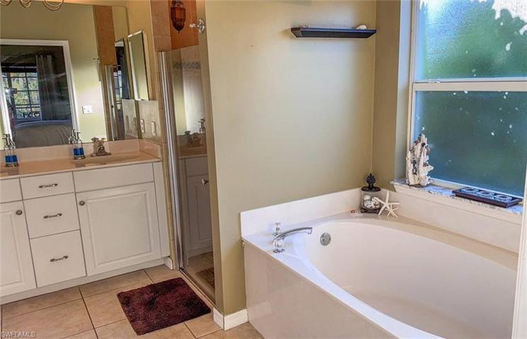 10671 Landau LN, BONITA SPRINGS FL 34135