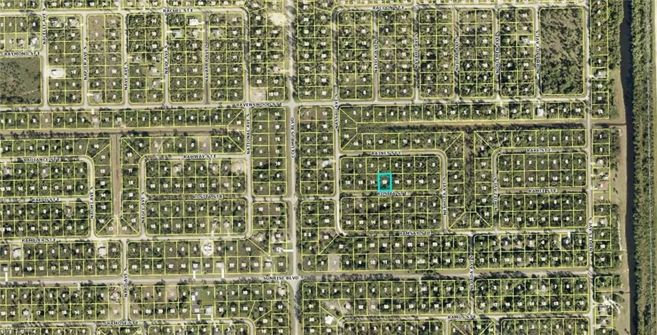 1215 Rosita St E, Lehigh Acres, Florida 33974