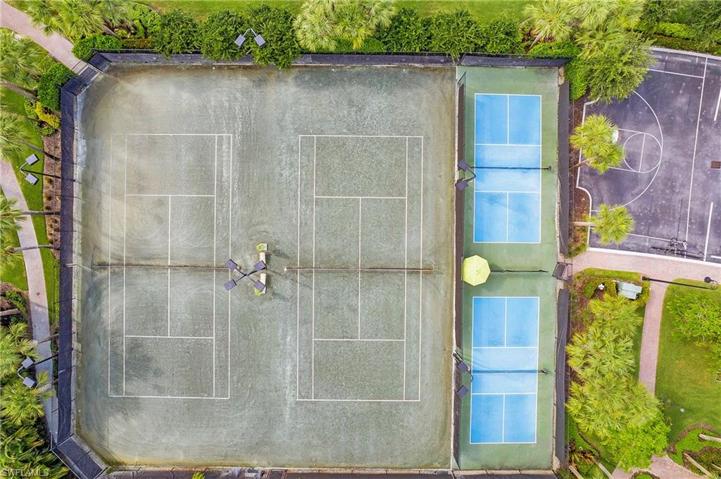 Tennis & Pickelball Courts