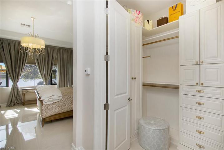 California Closet Built In #1