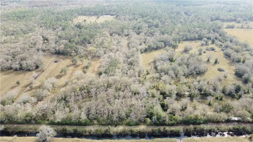 28420  Mullet  RD, Labelle, FL 33935
