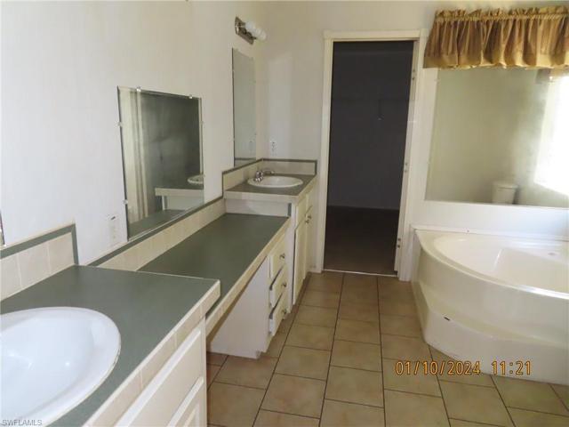 7855  Davis  DR, Sebring, FL 33876
