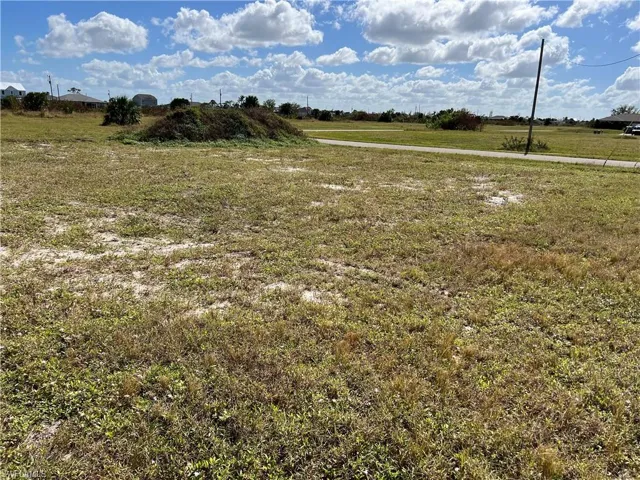 View of yard featuring a rural view