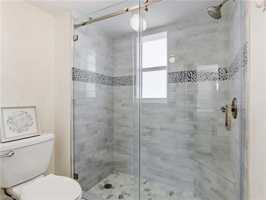 185 Palm Dr # 18j, Naples Fl 34112