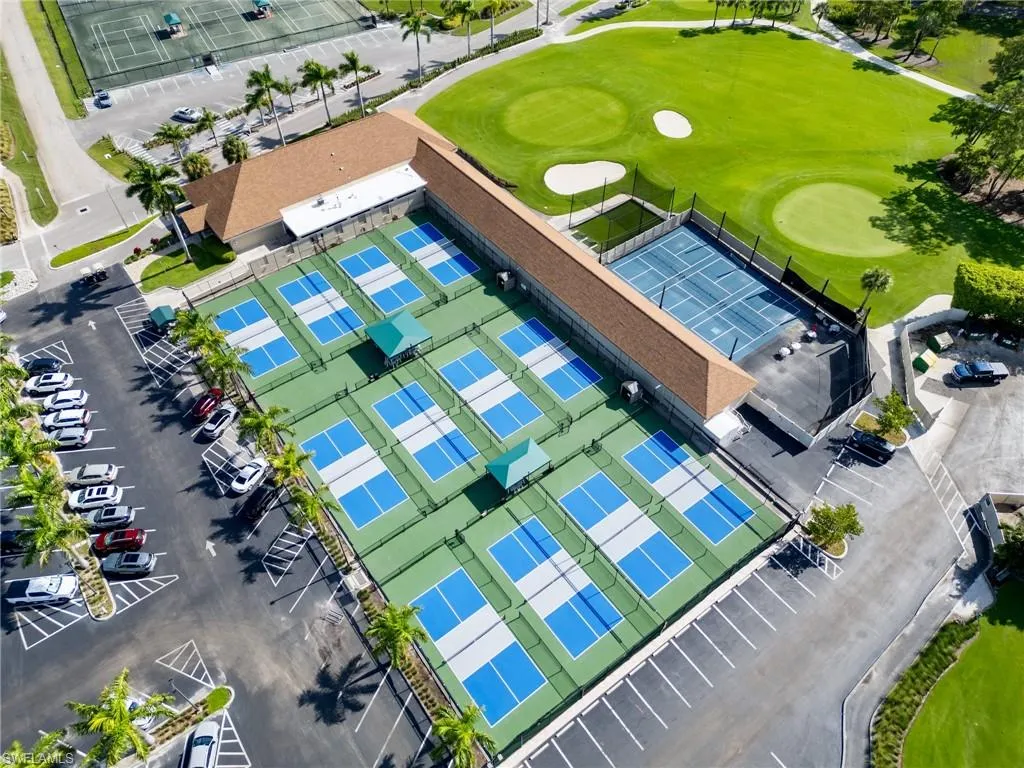 185 Palm Dr # 18j, Naples Fl 34112