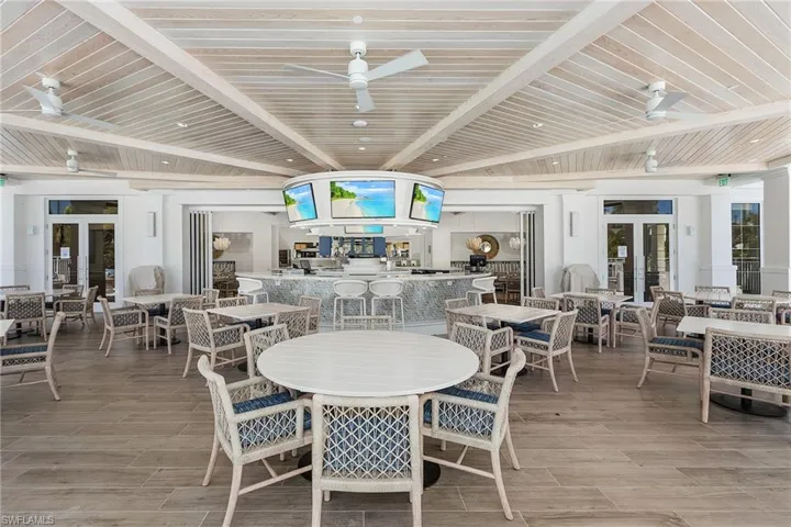 Courtside Cafe