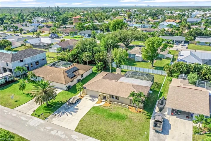 6055  Perthshire  LN, Fort Myers, FL 33908