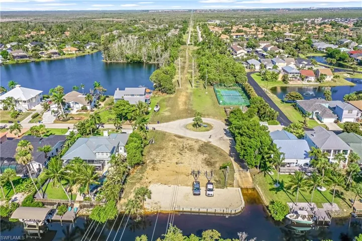 6055  Perthshire  LN, Fort Myers, FL 33908