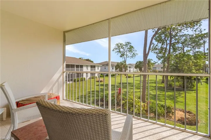 1490  Churchill  CIR, Naples, FL 34116