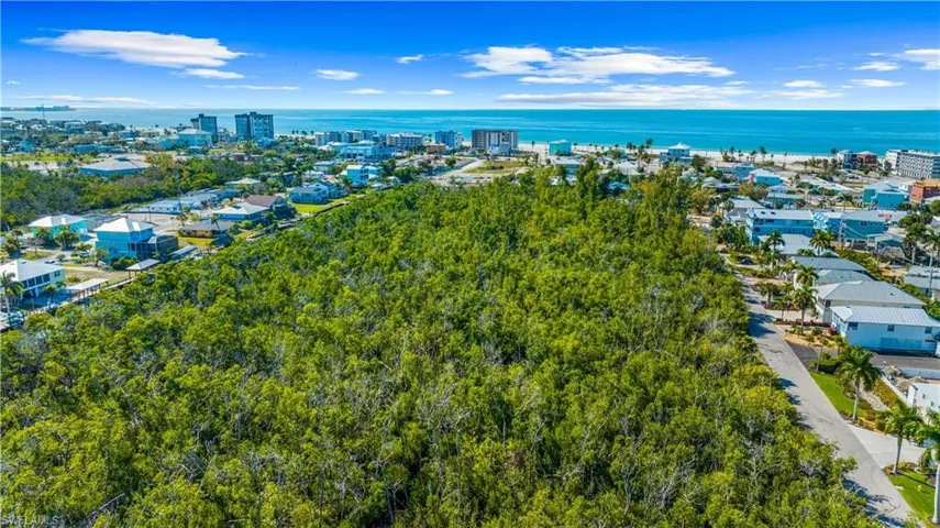 345 Mango St 406, Fort Myers Beach, Florida 33931