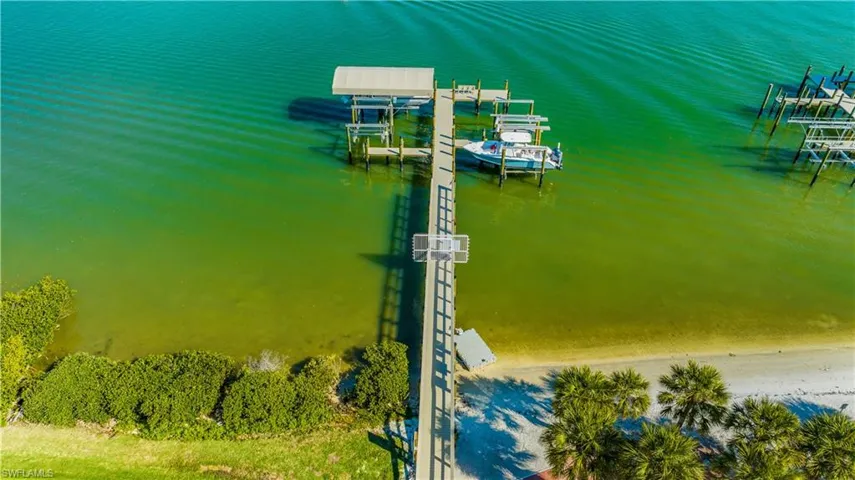 345 Mango St 406, Fort Myers Beach, Florida 33931