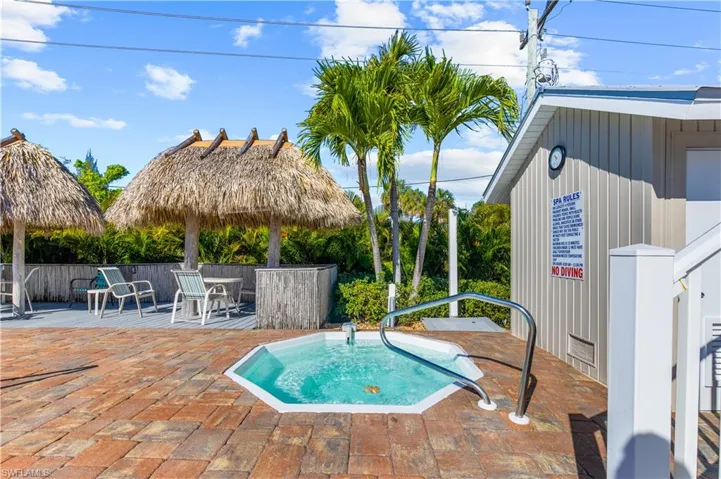 345 Mango St 406, Fort Myers Beach, Florida 33931