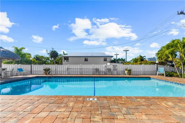 345 Mango St 406, Fort Myers Beach, Florida 33931