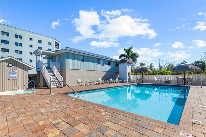 345 Mango St 406, Fort Myers Beach, Florida 33931
