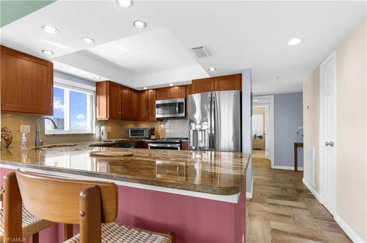 345 Mango St 406, Fort Myers Beach, Florida 33931