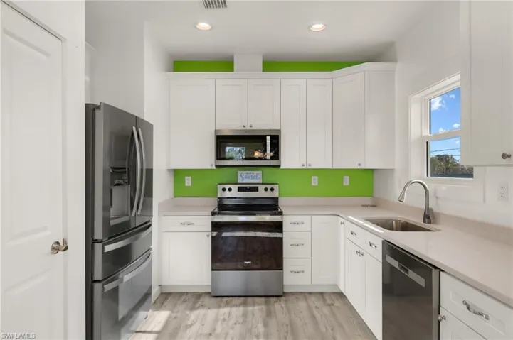 Kitchen with Pantry!