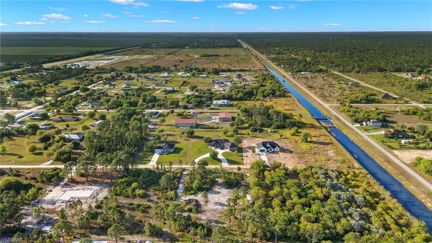 7896  14th  PL, Labelle, FL 33935