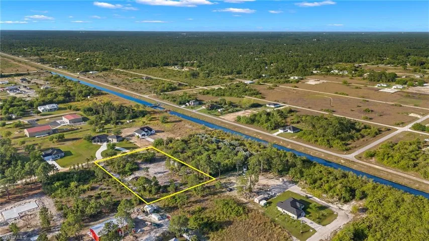 7896  14th  PL, Labelle, FL 33935