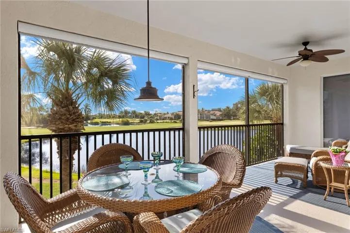 Spectacular western views on the spacious lanai.