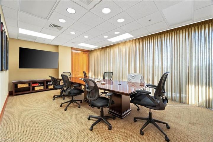 #109 CONFERENCE ROOM