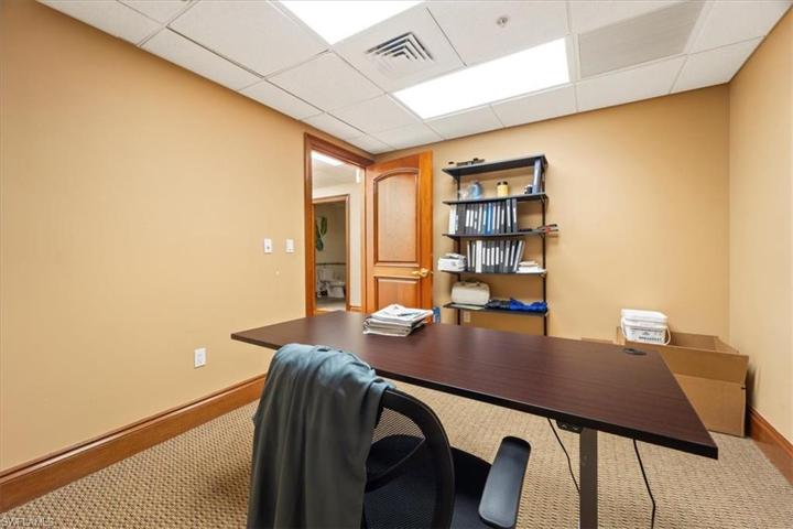 #109 OFFICE 3 SECOND VIEW