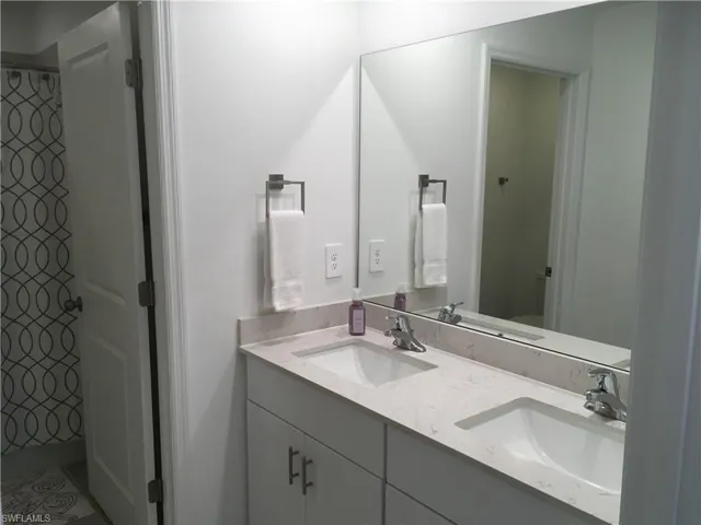 DOUBLE SINKS IN GUEST BATH