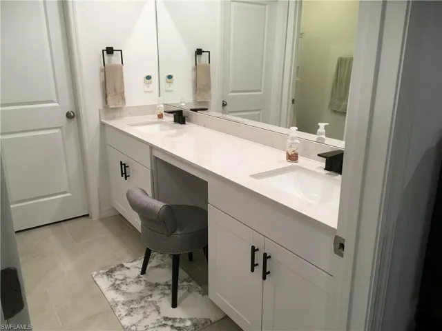 DOUBLE SINKS