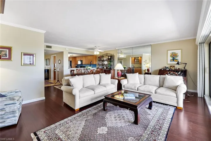 6300  Pelican Bay  BLVD, Naples, FL 34108