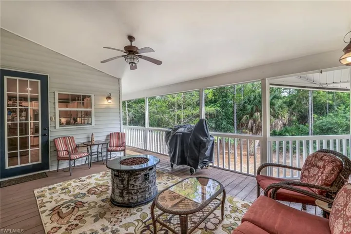 4210  7th NW AVE, Naples, FL 34119