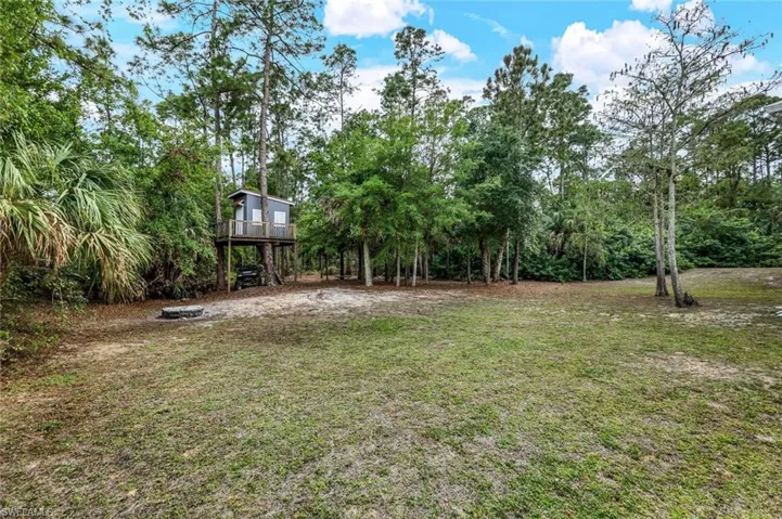 4210  7th NW AVE, Naples, FL 34119