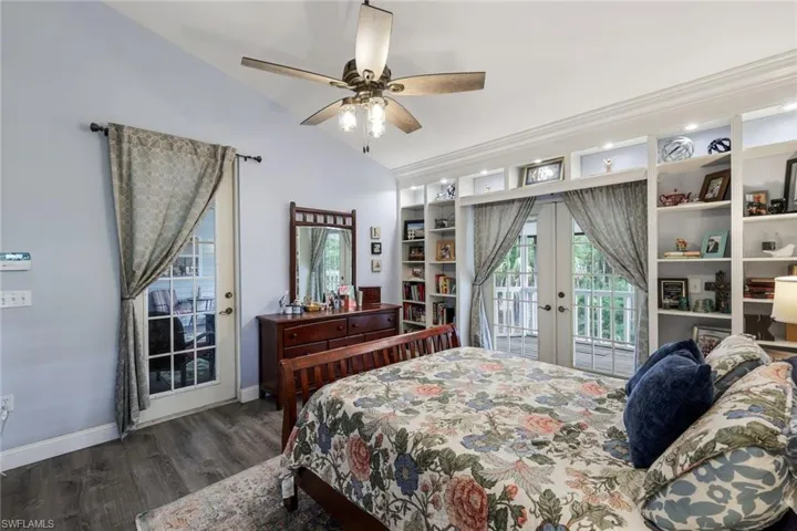 4210  7th NW AVE, Naples, FL 34119