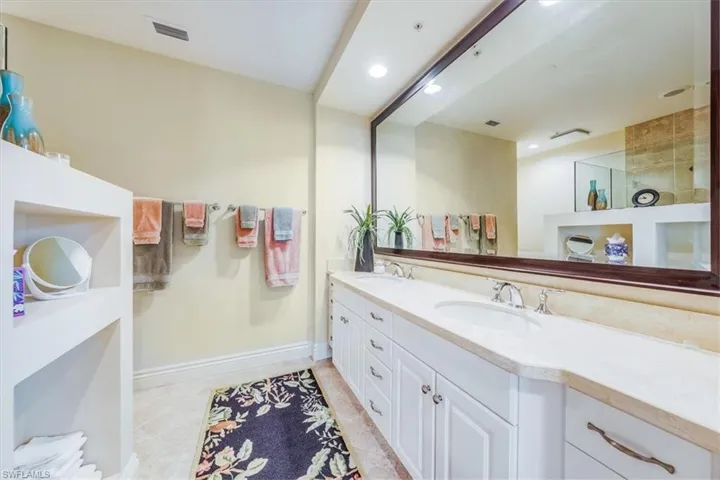 Owners Suite Bathroom