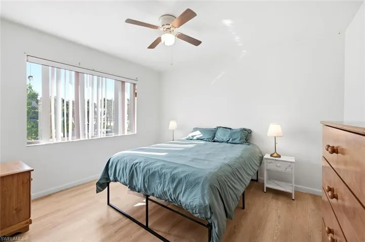 3420 Frosty Way 4910, Naples, Florida 34112