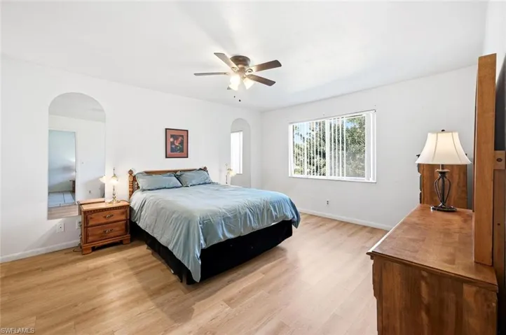 3420 Frosty Way 4910, Naples, Florida 34112