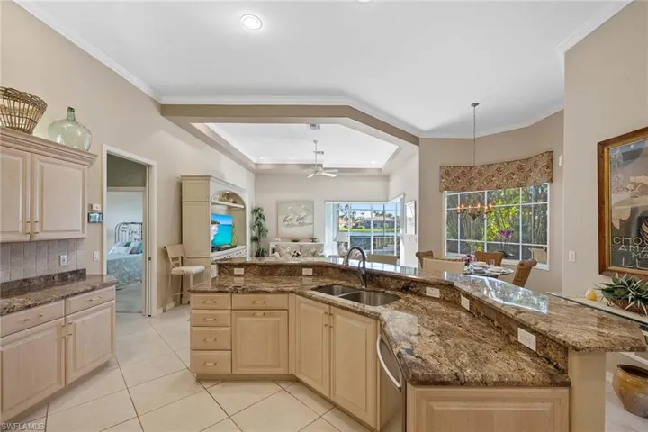 8909  Lely Island  CIR, Naples, FL 34113