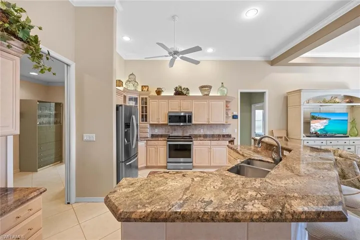 8909  Lely Island  CIR, Naples, FL 34113