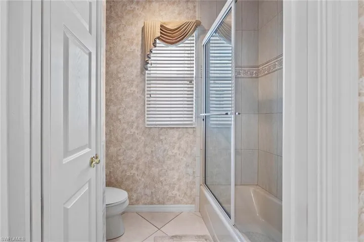 8909  Lely Island  CIR, Naples, FL 34113