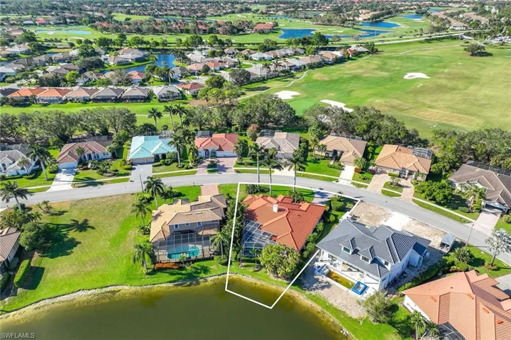 8909  Lely Island  CIR, Naples, FL 34113