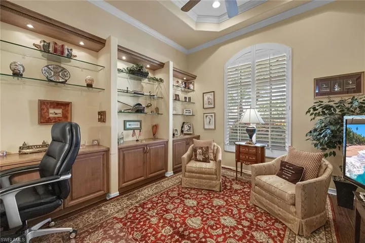 8909  Lely Island  CIR, Naples, FL 34113